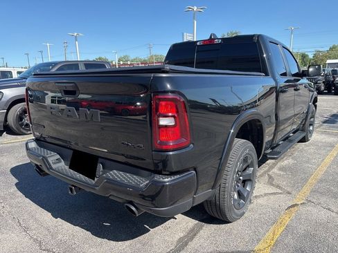 Used 2025 RAM 1500 Big Horn AWD/4WD image 4