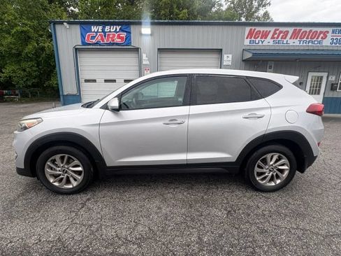 Used 2016 Hyundai Tucson SE FWD image 2