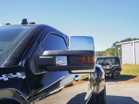 Used 2017 GMC Sierra 3500 SLT w/ Duramax Plus Package image 34