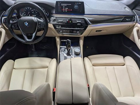 Used 2018 BMW 530i xDrive image 6