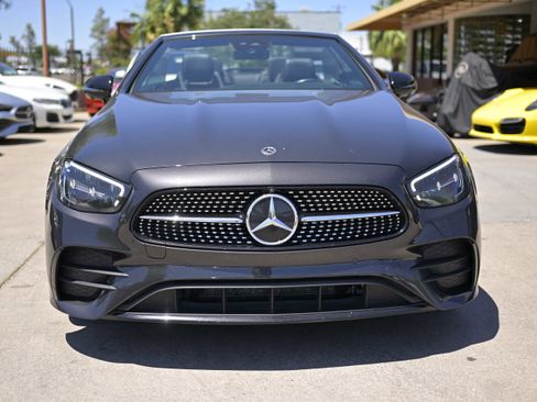 Used 2023 Mercedes-Benz E 450 Cabriolet image 3