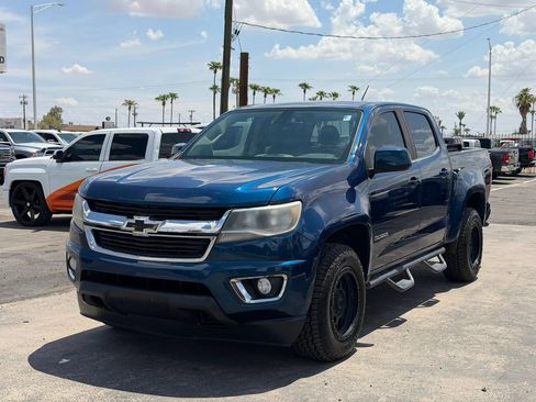 Used 2019 Chevrolet Colorado LT w/ LT Convenience Package AWD/4WD image 2