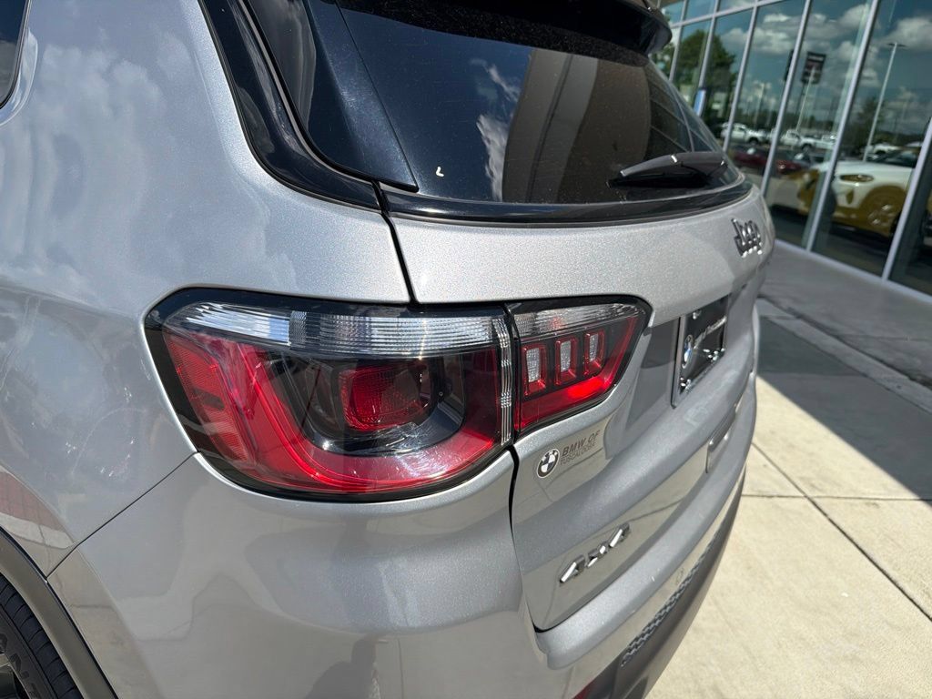 Used 2023 Jeep Compass Trailhawk AWD/4WD image 16