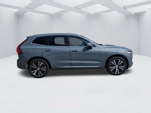 Used 2022 Volvo XC60 B6 Inscription w/ Advanced Package AWD/4WD image 3