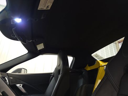 Used 2014 Chevrolet Corvette Stingray Convertible w/ 3LT Preferred Equipment Group RWD image 13