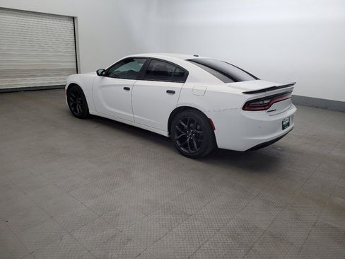Used 2020 Dodge Charger SXT w/ Blacktop Package RWD image 3