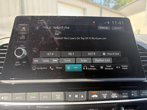 Used 2026 Honda Odyssey Touring image 12