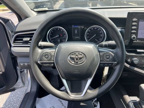 Used 2024 Toyota Camry LE FWD image 18