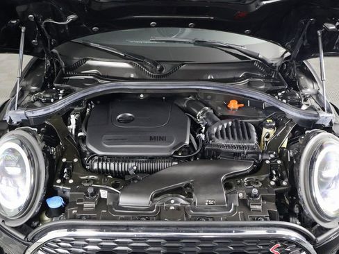 Used 2022 MINI Cooper Clubman S w/ Storage Package FWD image 15