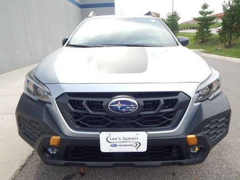 Certified 2025 Subaru Outback Wilderness AWD/4WD image 8