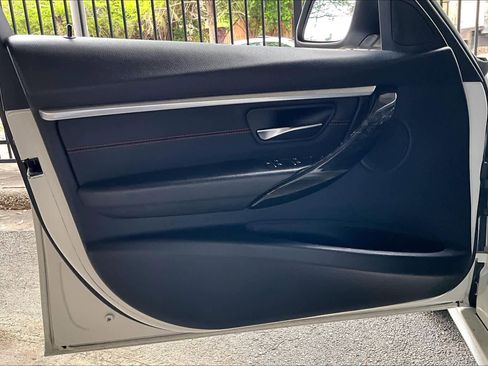 Used 2017 BMW 330i Sedan image 21