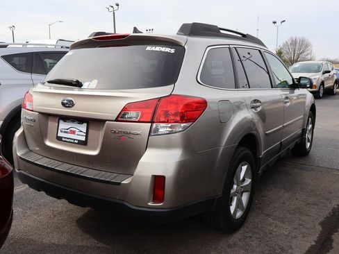 Used 2014 Subaru Outback 2.5i Limited w/ Moonroof Package image 19