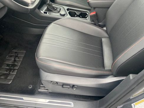 Used 2024 Volkswagen Tiguan Wolfsburg Edition image 4