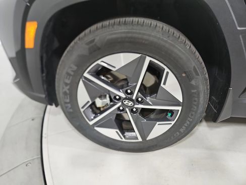 Used 2025 Hyundai Tucson SEL AWD/4WD image 26