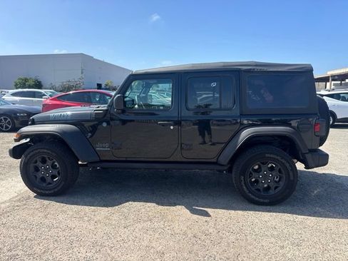 Used 2023 Jeep Wrangler Unlimited AWD/4WD image 8