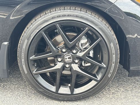 Used 2025 Honda Civic Sport image 12