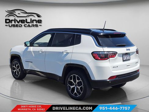 Used 2025 Jeep Compass Limited AWD/4WD image 10