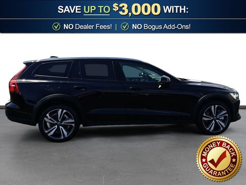 Used 2024 Volvo V60 B5 Cross Country Plus w/ Protection Package Premier AWD/4WD image 8