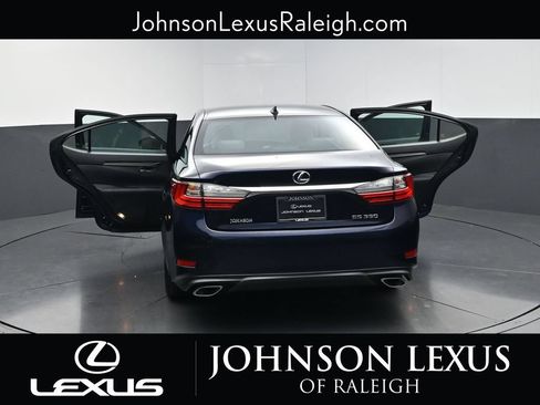 Used 2018 Lexus ES 350 w/ Luxury Package w/Wood Trim FWD image 35
