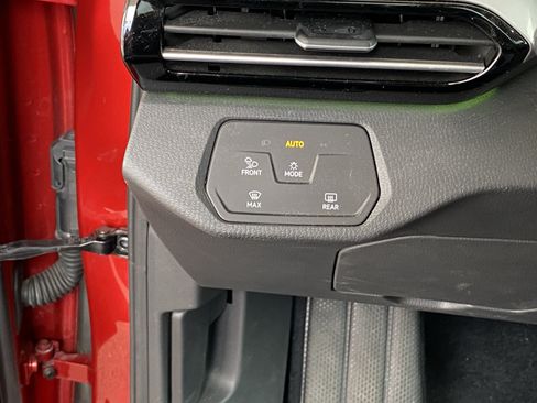 Used 2023 Volkswagen ID.4 Pro S RWD image 22