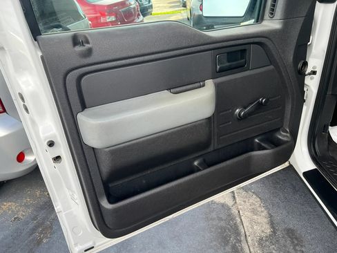 Used 2011 Ford F150 XL w/ XL Decor Group RWD image 5