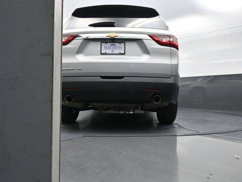 Used 2020 Chevrolet Traverse LS AWD/4WD image 26