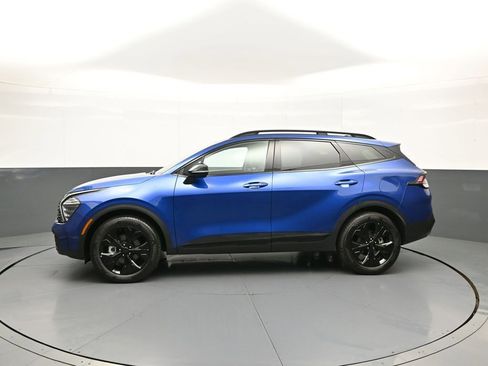 Certified 2025 Kia Sportage X-Line w/ Premium Package AWD/4WD image 9