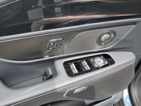 New 2026 Lincoln Nautilus Premier w/ Equipment Group 102A AWD/4WD image 18