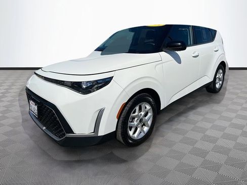 Used 2023 Kia Soul S image 23