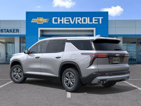 New 2026 Chevrolet Traverse LT w/ Enhanced Driving Package image 3