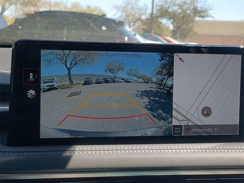 Used 2025 Genesis G70 2.5T image 20