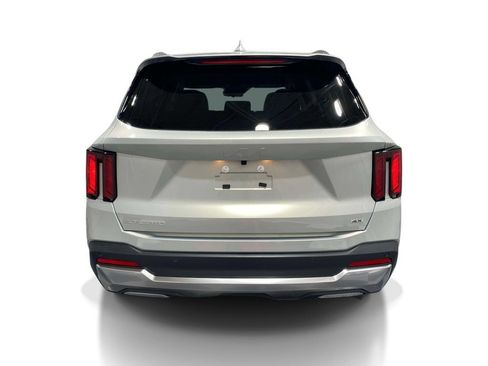 New 2026 Kia Sorento S AWD/4WD image 3