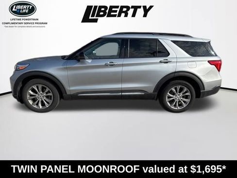 Used 2023 Ford Explorer XLT w/ Equipment Group 202A image 4