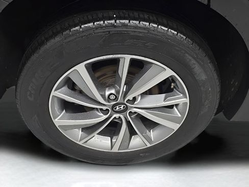 Used 2020 Hyundai Santa Fe SEL w/ Convenience + Premium Package FWD image 42