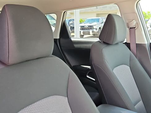 Used 2025 Kia Soul LX w/ LX Technology Package FWD image 18