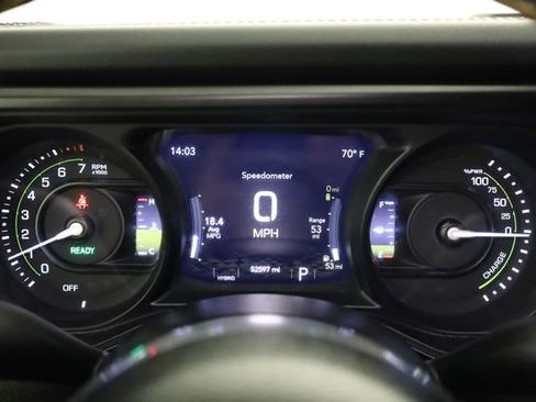 Used 2024 Jeep Wrangler Unlimited Sahara AWD/4WD image 18
