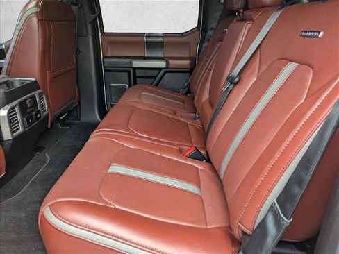 Used 2018 Ford F150 Platinum w/ Equipment Group 701A Luxury AWD/4WD image 25