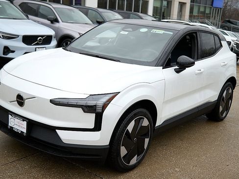 New 2026 Volvo EX30 Plus image 6