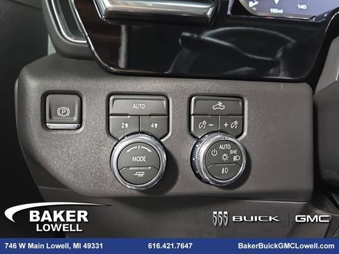 New 2026 GMC Sierra 1500 Elevation image 25