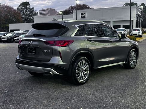 Certified 2025 INFINITI QX50 Luxe image 12