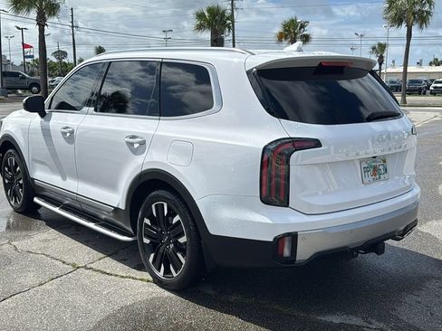 Used 2024 Kia Telluride SX w/ Towing Package FWD image 4