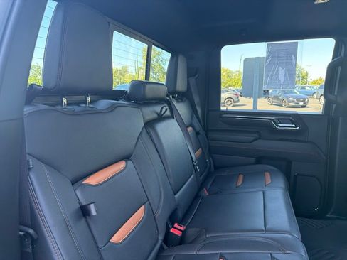 Used 2025 GMC Sierra 3500 AT4 w/ AT4 Premium Plus Package AWD/4WD image 29