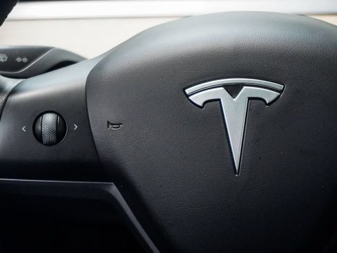 Used 2023 Tesla Model 3 Standard Range RWD image 15
