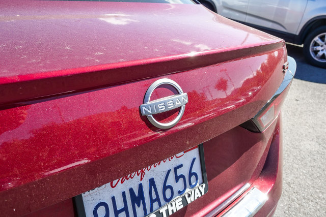 Used 2023 Nissan Altima 2.5 SR FWD image 13