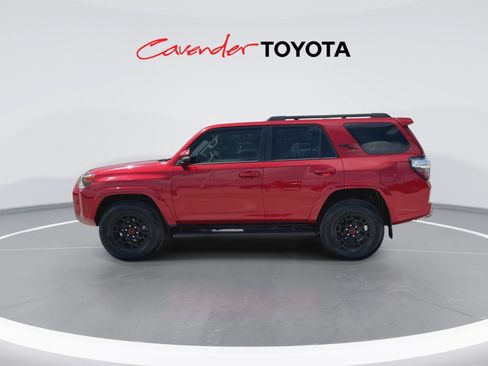 Certified 2024 Toyota 4Runner TRD Off-Road Premium w/ Moonroof Package AWD/4WD image 5