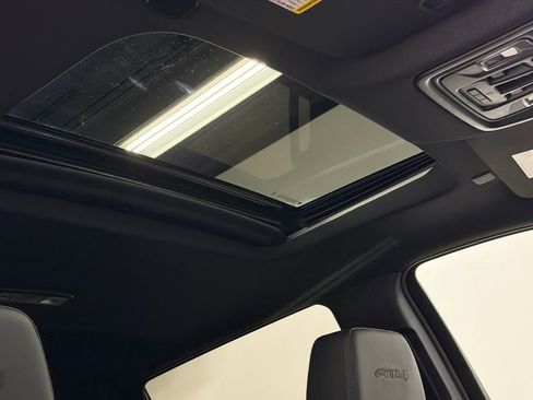 Certified 2023 GMC Sierra 1500 AT4 w/ AT4 Preferred Package image 28