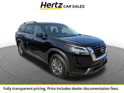 Used 2025 Nissan Pathfinder SV