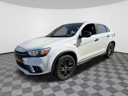 Used 2019 Mitsubishi Outlander Sport SE AWD/4WD image 3