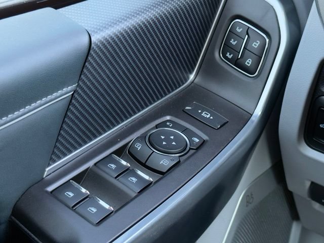 Used 2024 Ford F450 Limited AWD/4WD image 35
