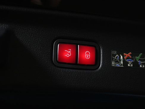 Used 2022 Mercedes-Benz S 500 4MATIC image 37
